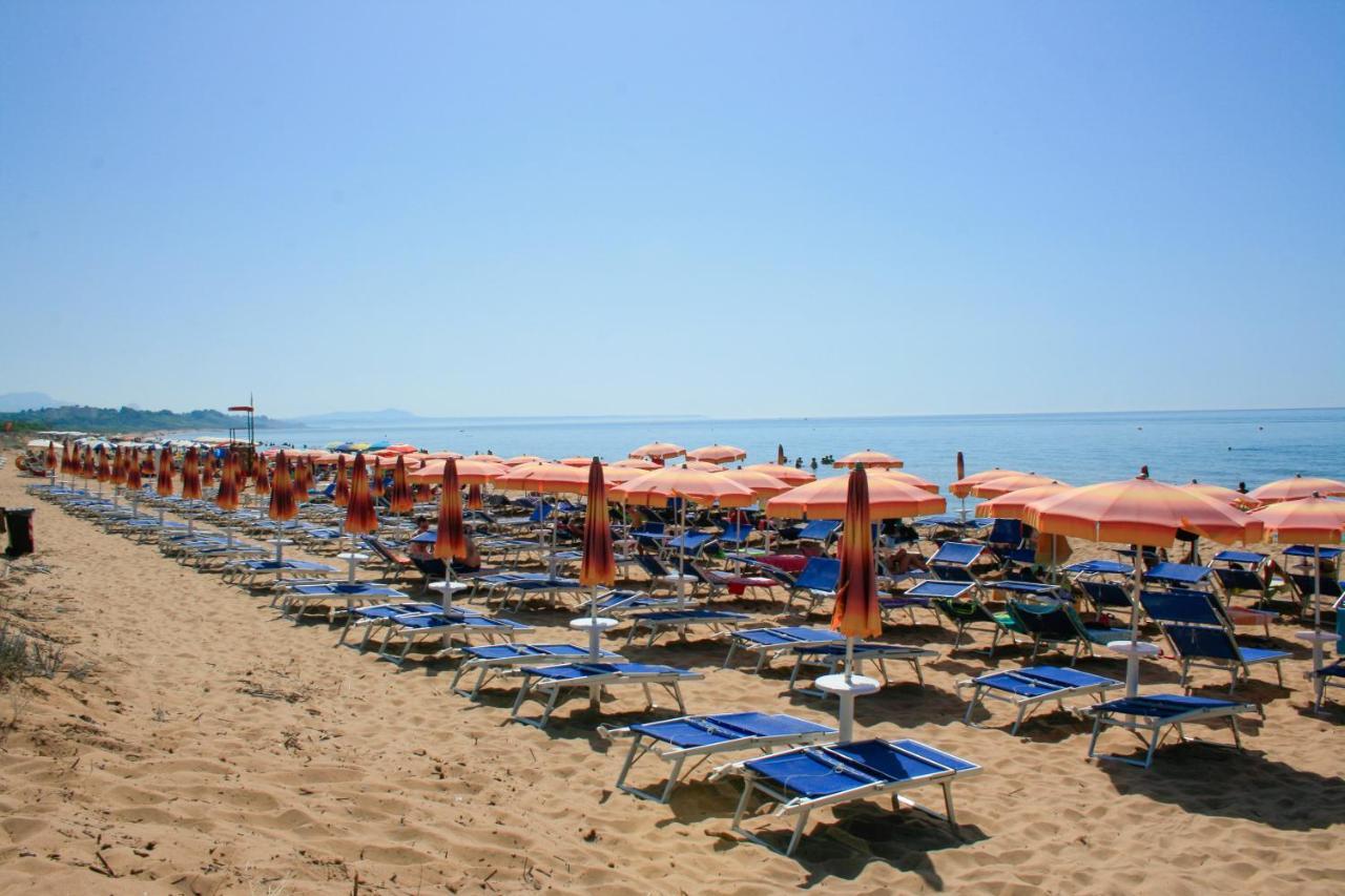 Zeta Club Selinunte Otel Marinella di Selinunte Dış mekan fotoğraf
